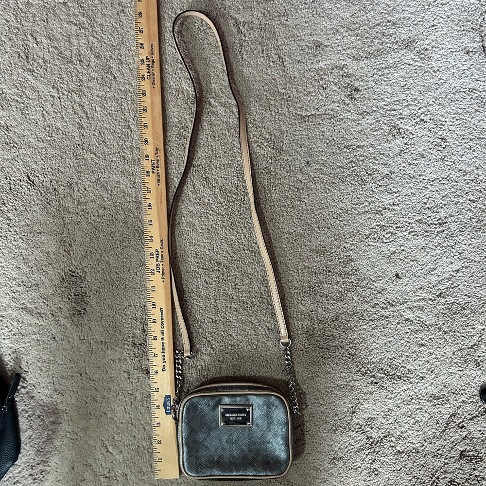 Silver Crossbody Bag with Chain Strap